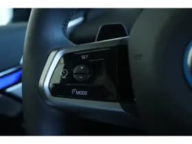 BMW i5 thumbnail 52
