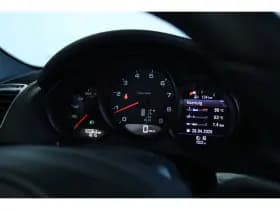 Porsche Boxster thumbnail 38