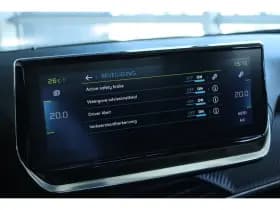 Peugeot e-2008 thumbnail 25