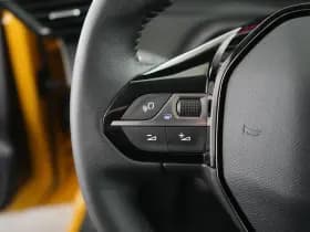 Peugeot 208 thumbnail 18