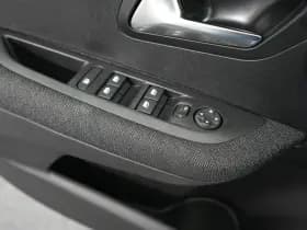 Peugeot 208 thumbnail 19