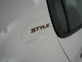 Peugeot 208 thumbnail 25