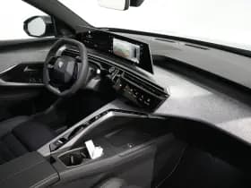 Peugeot e-3008 thumbnail 6