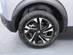Peugeot 2008 thumbnail 4