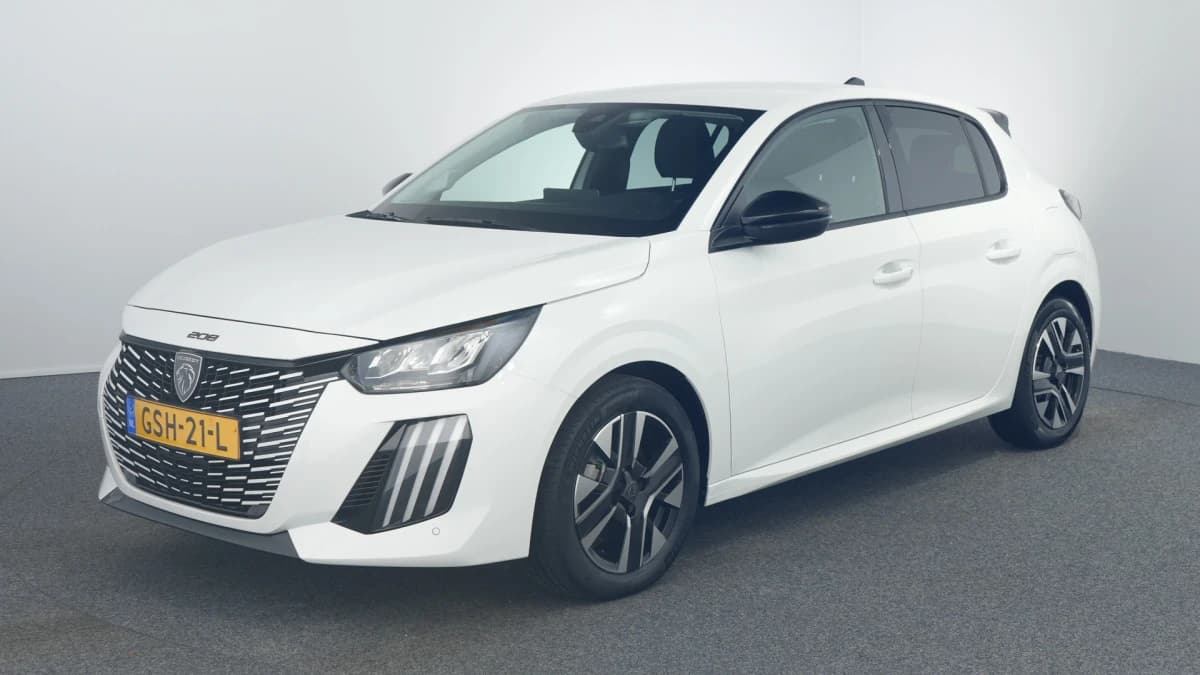 Peugeot 208 — foto 1