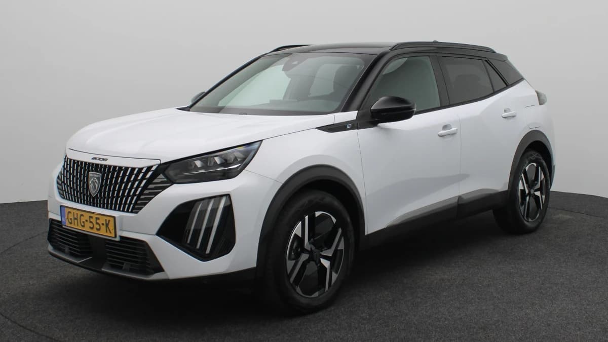 Peugeot e-2008 — foto 1