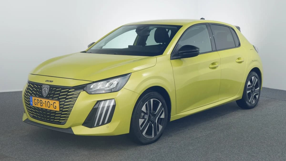 Peugeot 208 — foto 1