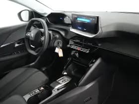 Peugeot 208 thumbnail 3