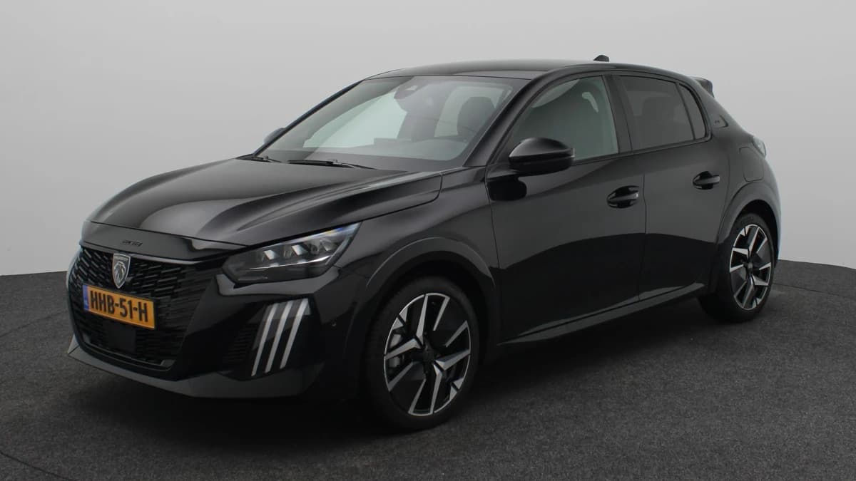 Peugeot 208 — foto 1