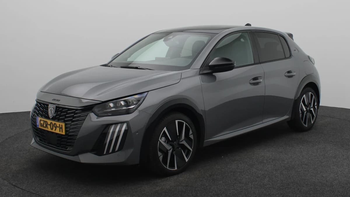Peugeot 208 — foto 1