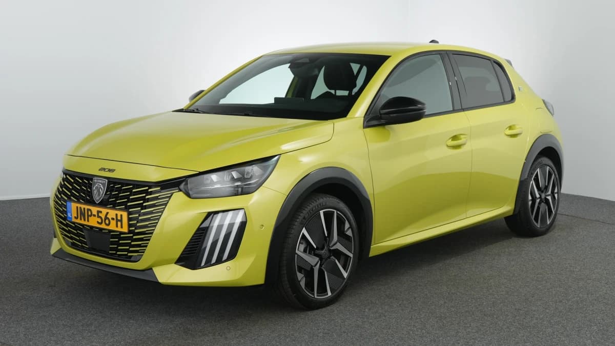 Peugeot e-208 — foto 1