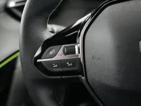 Peugeot e-208 thumbnail 22
