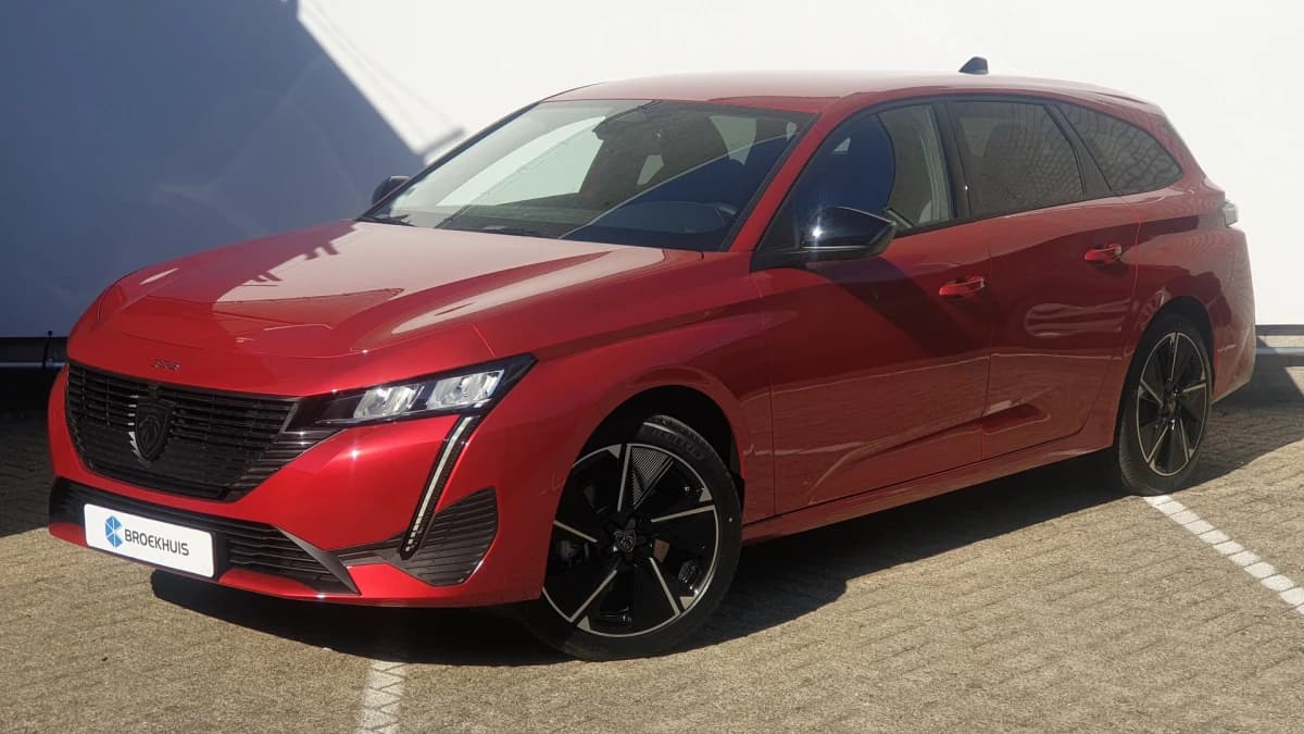 Peugeot e-308 — foto 1