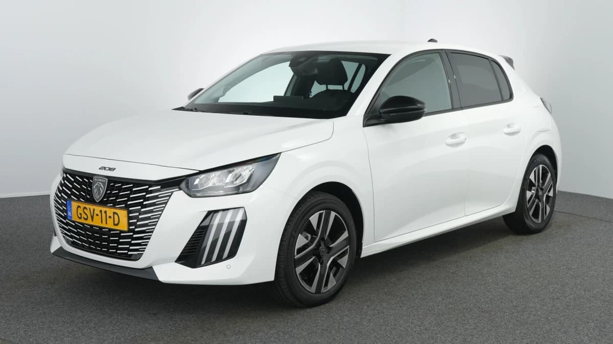 Peugeot 208 — foto 1