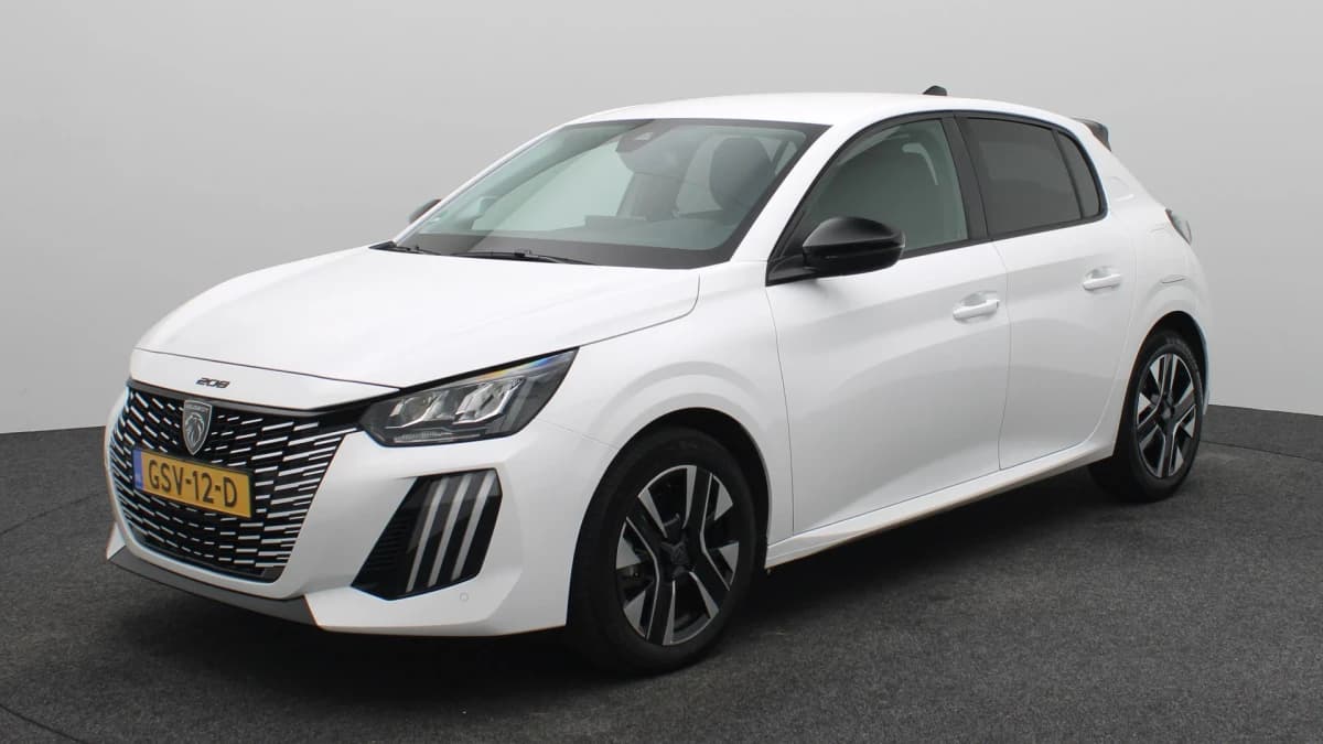 Peugeot 208 — foto 1