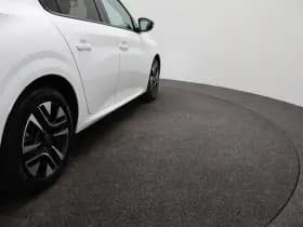 Peugeot 208 thumbnail 37