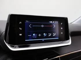 Peugeot 208 thumbnail 23
