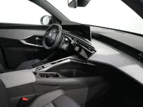 Peugeot e-3008 thumbnail 3