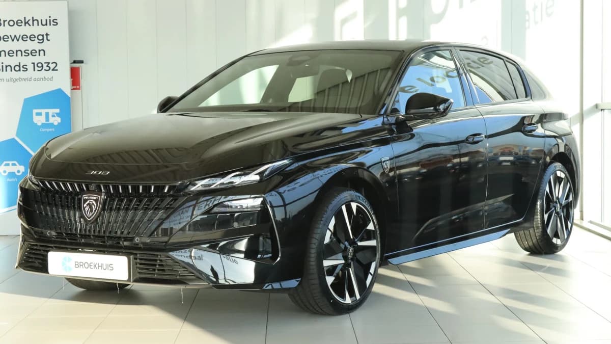 Peugeot 308 — foto 1