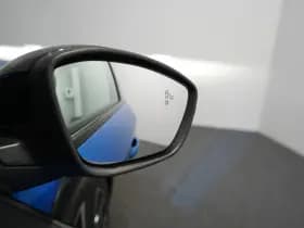 Peugeot e-208 thumbnail 27