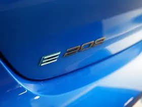 Peugeot e-208 thumbnail 28