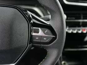Peugeot e-208 thumbnail 19
