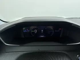 Peugeot e-208 thumbnail 18