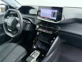 Peugeot e-208 thumbnail 3