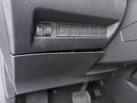 Peugeot e-208 thumbnail 25