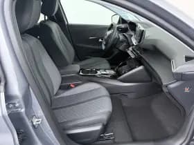 Peugeot e-208 thumbnail 4