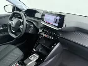 Peugeot e-208 thumbnail 3