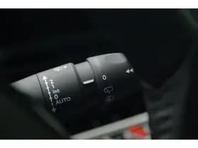 Peugeot e-208 thumbnail 13