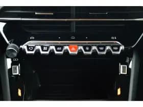 Peugeot e-208 thumbnail 17