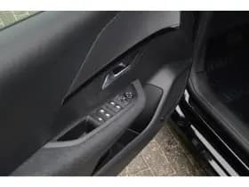 Peugeot e-208 thumbnail 7