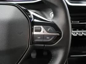 Peugeot 208 thumbnail 16