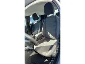Peugeot e-208 thumbnail 11