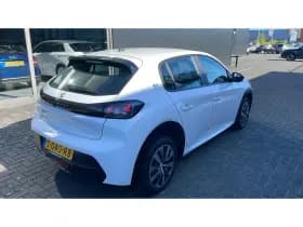 Peugeot e-208 thumbnail 4