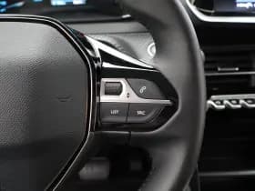 Peugeot e-208 thumbnail 22