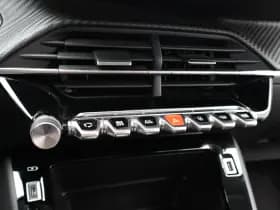 Peugeot e-208 thumbnail 23