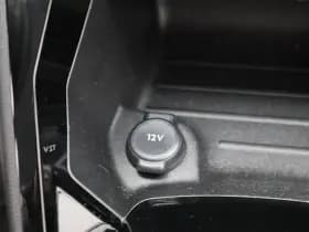 Peugeot e-208 thumbnail 25