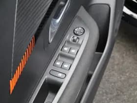 Peugeot e-208 thumbnail 28