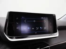Peugeot 208 thumbnail 24