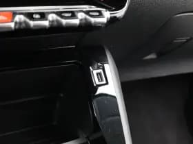 Peugeot 208 thumbnail 25