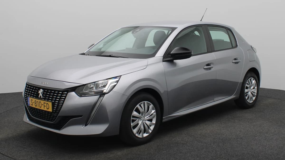 Peugeot 208 — foto 1