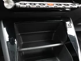 Peugeot 208 thumbnail 24