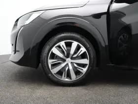 Peugeot e-208 thumbnail 17