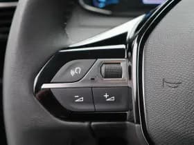 Peugeot e-208 thumbnail 25