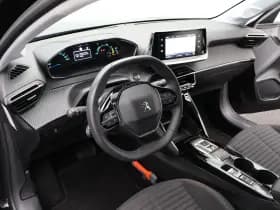 Peugeot e-208 thumbnail 30