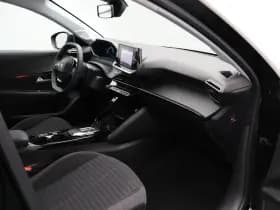 Peugeot e-208 thumbnail 32