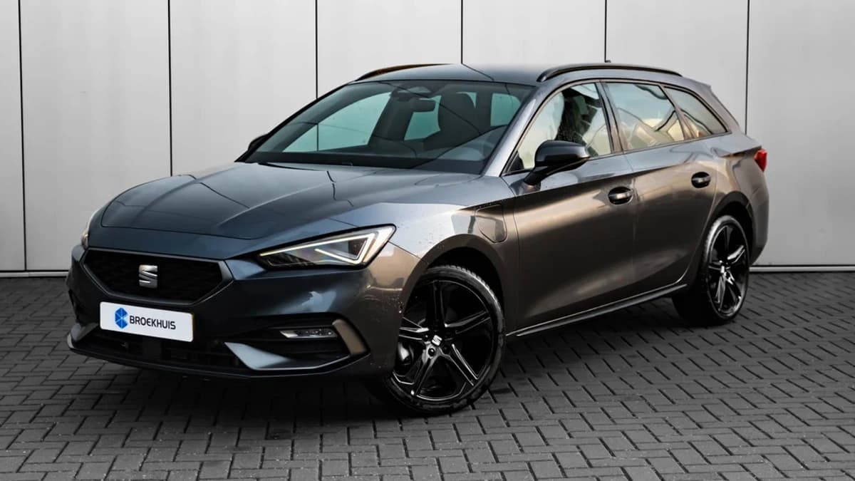 SEAT Leon Sportstourer — foto 1